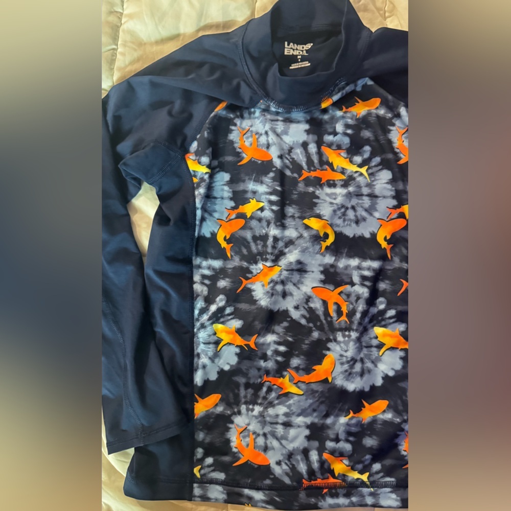 Lands' End Kids Rashguard - Picture 4 of 6